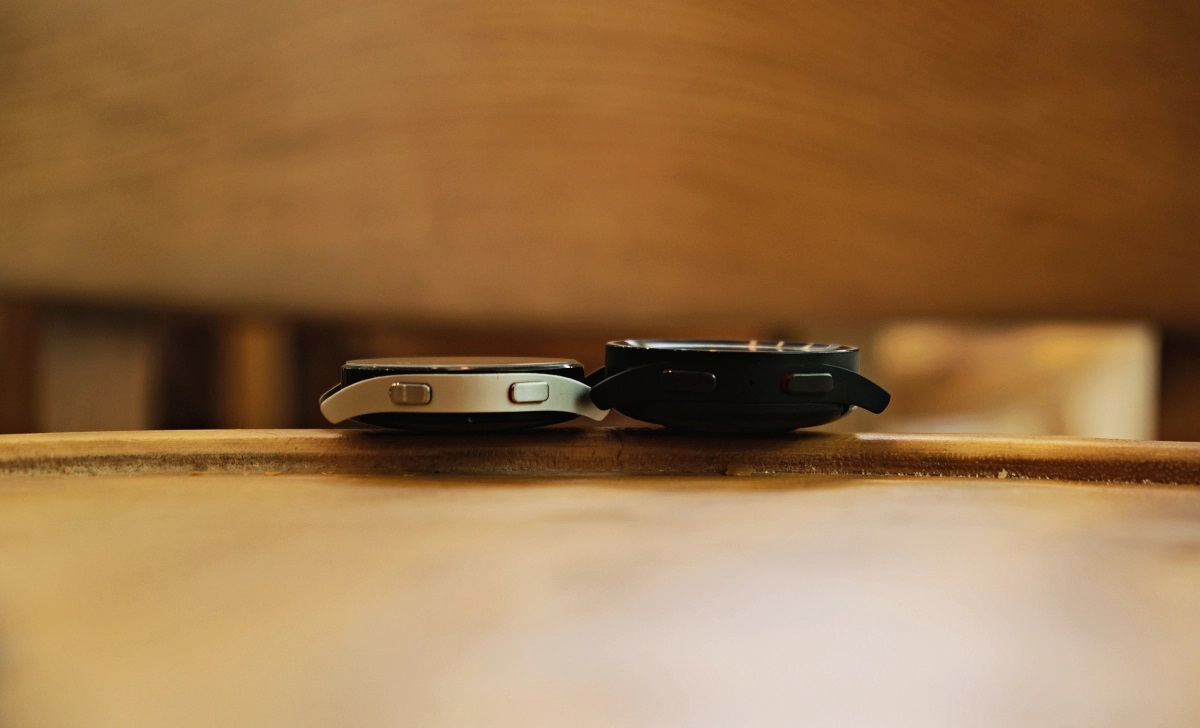 Trên tay Galaxy Watch5 Pro: Vỏ titan cứng cáp, kính phủ sapphire, pin 3 ngày và sạc nhanh hơn